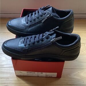 NEW HUGO BOSS Black Leather Sneakers- Size 11